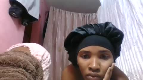 orianie064 online show from July 23, 6:22 am
