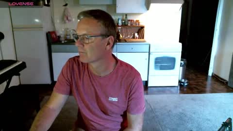 orimalike online show from December 9, 8:55 am