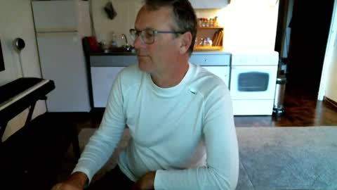 orimalike online show from January 9, 10:31 am