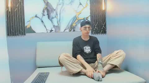 Snapshot of orus_241 chatting on October 21, 8:12 pm orus_241 online show from October 21, 8:12 pm