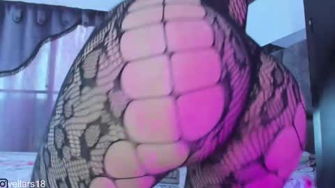 vella online show from April 5, 5:21 pm