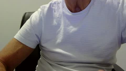 Ossi online show from June 25, 2:19 am