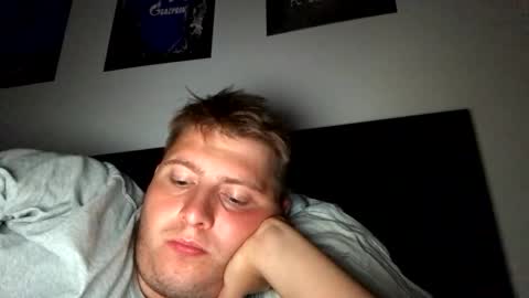 outflayd online show from June 1, 1:29 am