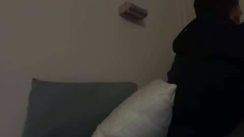 Snapshot of ovidius96 chatting on October 21, 6:11 pm ovidius96 online show from October 21, 6:11 pm