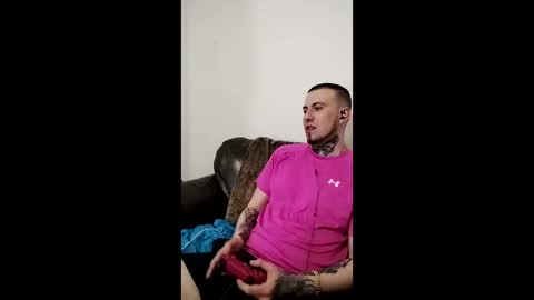 Owen kayz online show from April 6, 10:00 pm