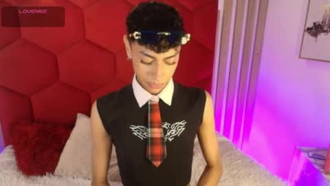 Owen online show from June 9, 3:17 am