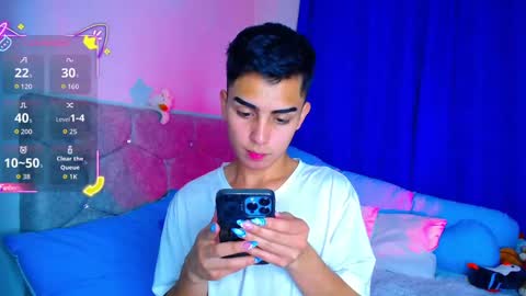 Owen  Independent model  online show from October 14, 7:22 am