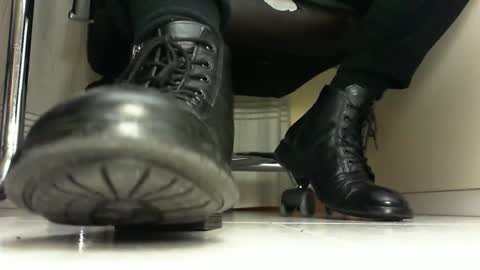 Snapshot of pablomenesssl chatting on February 3, 11:36 pm Pablo Meness online show from February 3, 11:36 pm