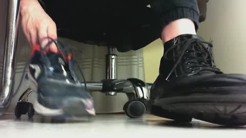 Snapshot of pablomenesssl chatting on February 8, 11:02 pm Pablo Meness online show from February 8, 11:02 pm