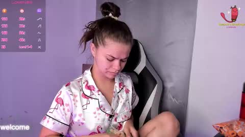 Paige online show from November 18, 4:04 am