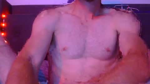 pale_wanderer online show from August 4, 3:52 pm