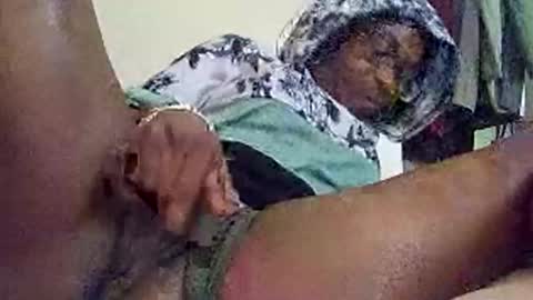 pals199301 online show from September 9, 2:39 pm