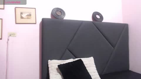 pamela_echeverria online show from November 14, 11:34 am