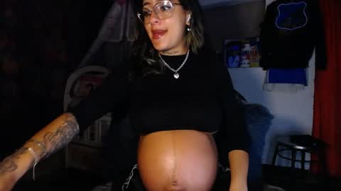 Pamela online show from May 21, 8:15 pm