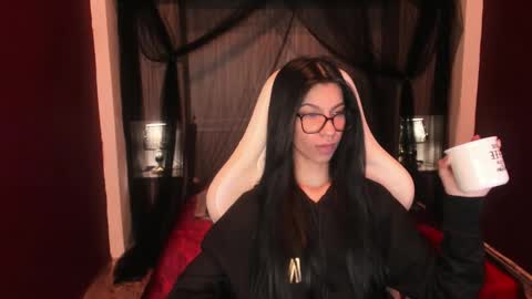  P A M  online show from February 25, 4:38 am