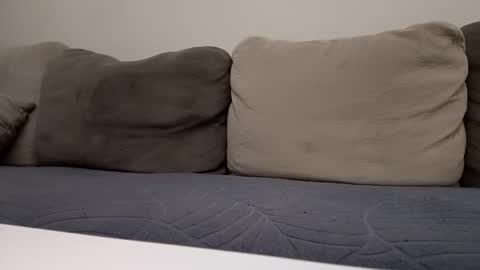 angel hris online show from November 17, 9:39 pm