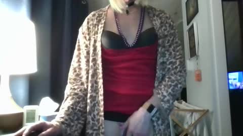 Sluttie Pammy online show from January 11, 3:01 am