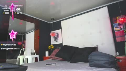 ---Pandora--- online show from February 10, 3:53 pm