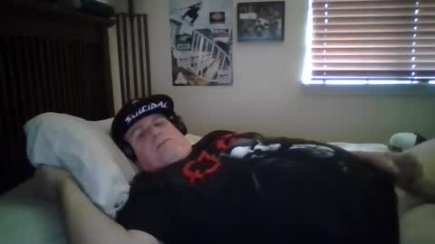 panos online show from April 7, 5:59 pm