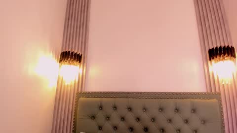    online show from March 7, 11:40 am