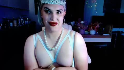 Sarina Williams online show from July 19, 11:24 am