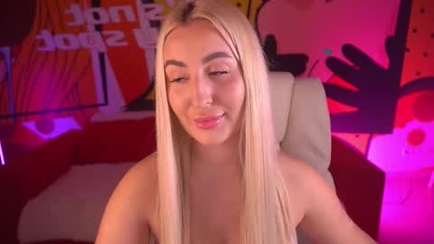 Lia online show from March 5, 3:21 pm