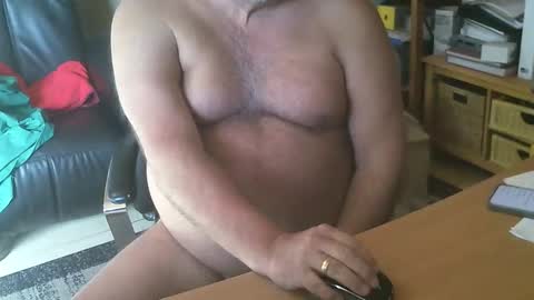 papa309348689 online show from October 20, 11:37 am