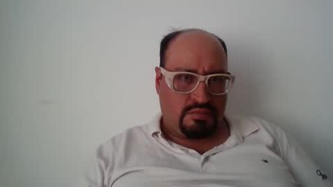 papi_adiel4 online show from February 2, 8:30 pm