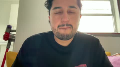 paprika_555 online show from June 15, 4:37 am