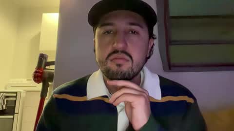 paprika_555 online show from April 17, 9:55 am