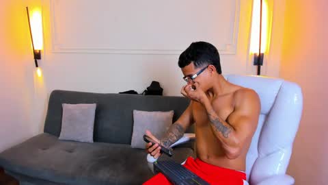 Ryan And Casper online show from April 9, 6:13 pm