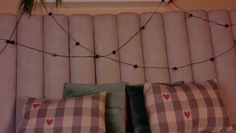 PARIS online show from February 3, 8:02 pm