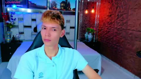 park_jimin1 online show from November 22, 12:14 pm