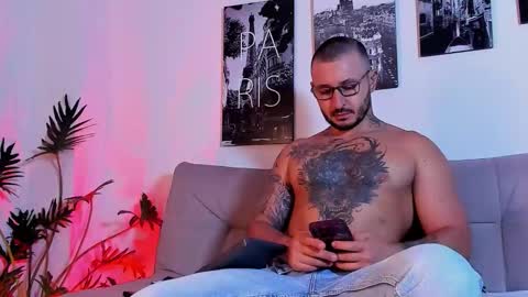 parker lavine online show from November 28, 1:24 am