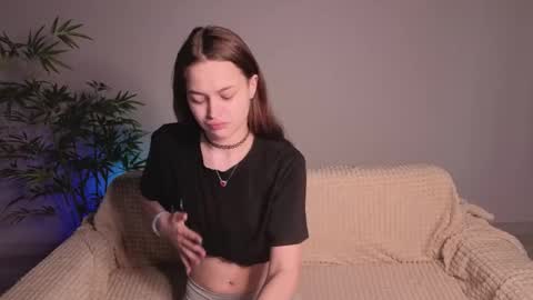 parrot_kisha online show from April 13, 1:32 am