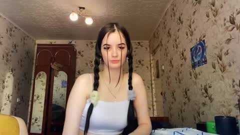 Milana online show from May 20, 9:49 am