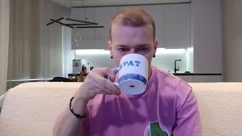 Pashka online show from February 15, 10:25 am