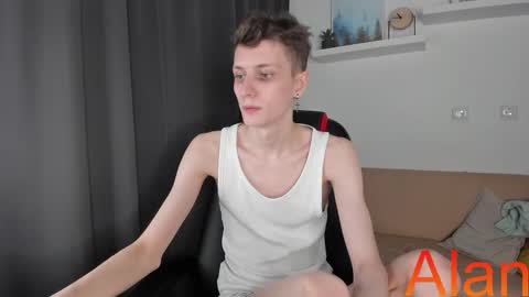 Snapshot of passionprince69 chatting on October 22, 2:15 am Alan online show from October 22, 2:15 am