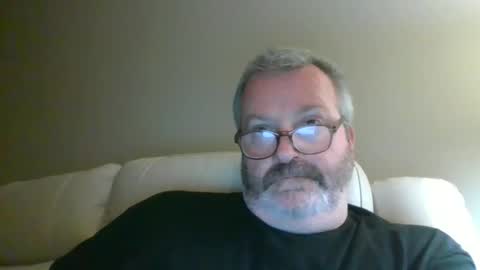 passporttraveler1 online show from September 21, 12:58 am