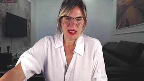 patricia_lions_ online show from March 31, 6:25 am