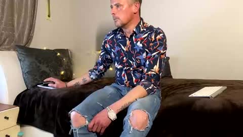 patrizius83 online show from February 2, 4:00 pm