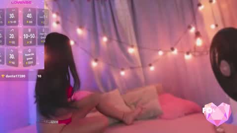 Pau online show from November 27, 8:16 pm