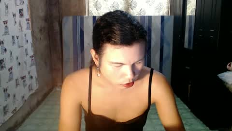 Snapshot of pauleenmargaret chatting on December 11, 7:09 am Pauleen Margaret online show from December 11, 7:09 am