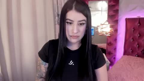 paulinabelen21 online show from October 29, 4:14 am