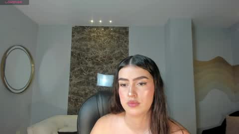Paulina Santos  online show from May 26, 7:53 pm
