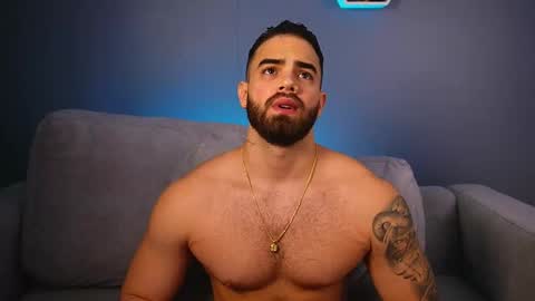 Paul Phoenix online show from February 5, 9:40 pm