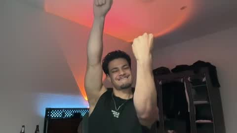 paw_guy online show from June 20, 3:13 am