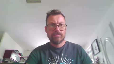 pchittt online show from May 10, 10:43 am
