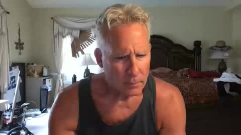 peacemakerone1 online show from April 1, 7:44 pm