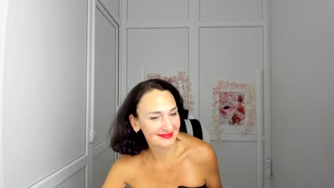 Christina online show from July 10, 5:34 am
